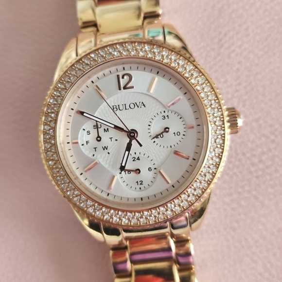 Bulova Watch. - Picture 6 of 11